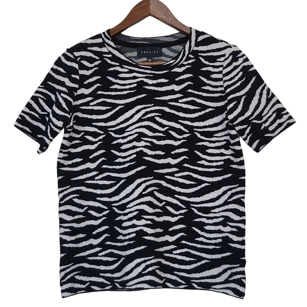 Premise New Womens Black White Zebra Knit Short Sleeve Sweater Shirt Size Small